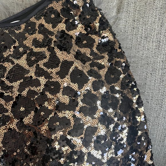 Cache Sequin Skirt and top- Animal Print - Picture 4 of 15